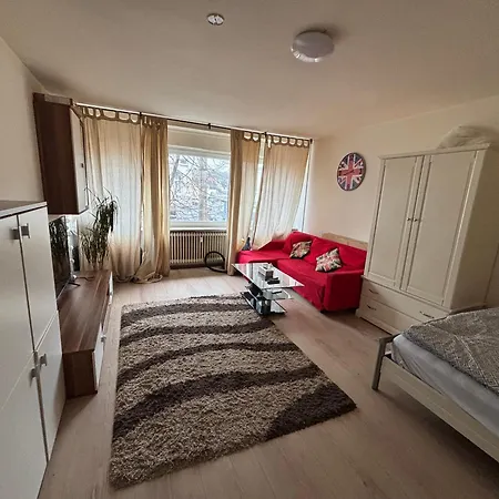 Apartment Guenstige 1-zimmer-wohnung Mit Kueche Und Bad In Dortmhnd Brackel *